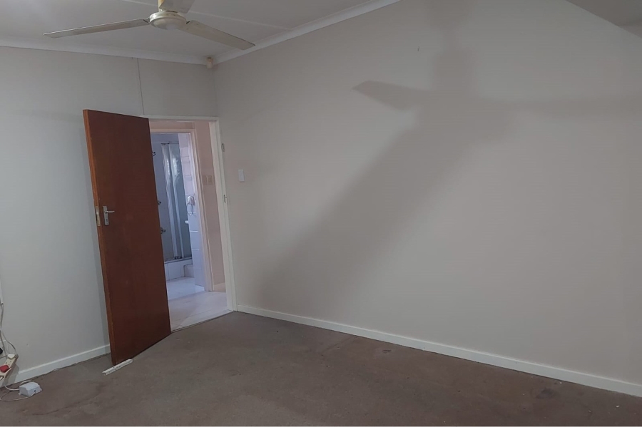 3 Bedroom Property for Sale in Uitenhage Upper Central Eastern Cape